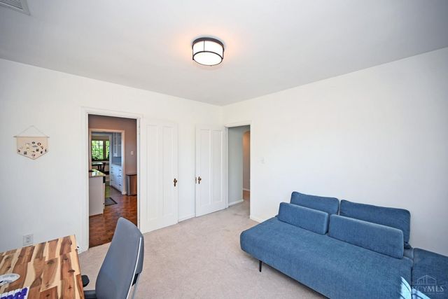 1338 Paxton Avenue, Cincinnati, OH 45208