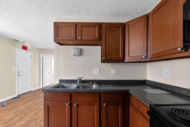 680 Robinwood Avenue, Columbus, OH 43213
