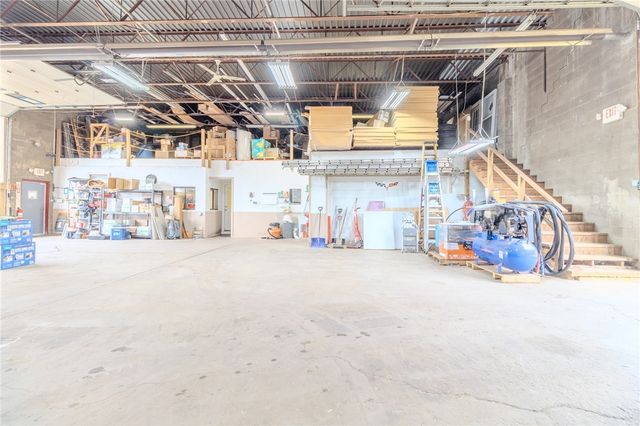 204 Main Street, E Pittsburgh, PA 15112