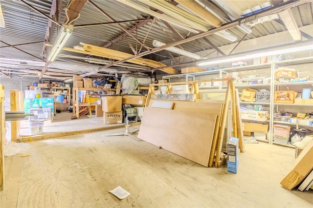 204 Main Street, E Pittsburgh, PA 15112