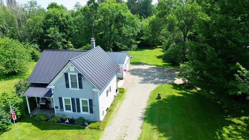 1187 Route 100, Westfield, VT 05874
