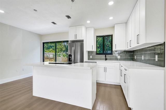 2331 Nassau Dr, Miramar, FL 33023