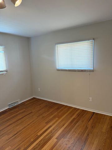 1073 Ruth Avenue, Ypsilanti Twp, MI 48198