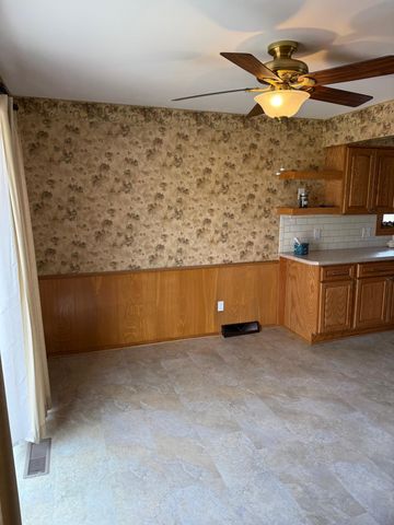 1073 Ruth Avenue, Ypsilanti Twp, MI 48198