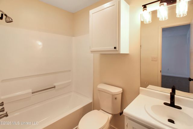 340 N Grove Circle, Brandon, MS 39047