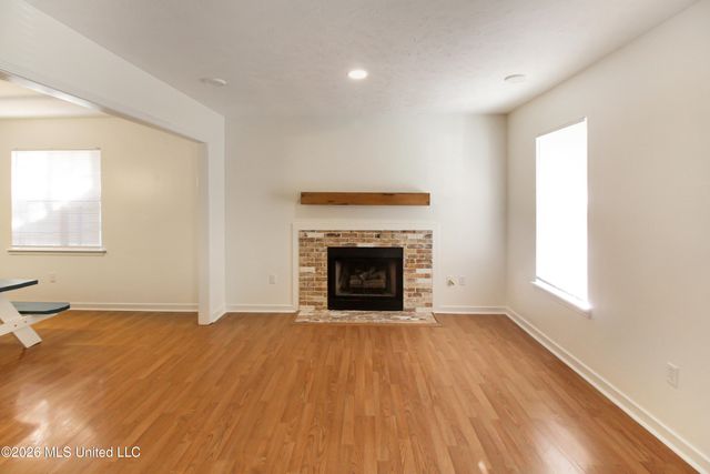 340 N Grove Circle, Brandon, MS 39047