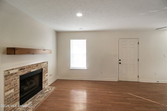 340 N Grove Circle, Brandon, MS 39047