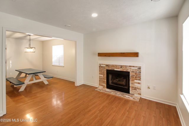 340 N Grove Circle, Brandon, MS 39047