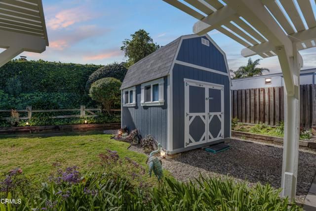 2246 Adrian Street, Newbury Park (thousand Oaks), CA 91320