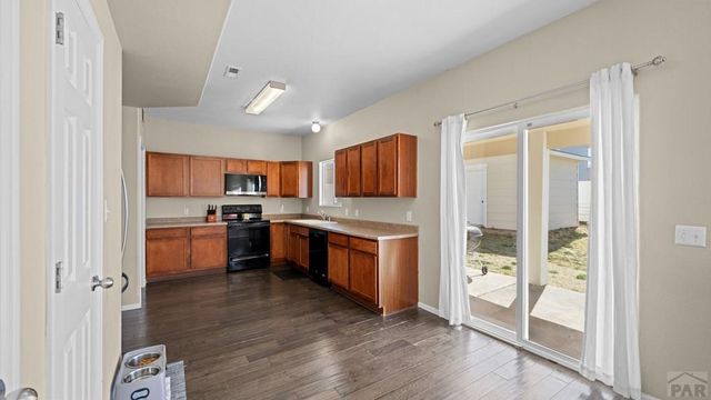 2228 Inspiration Ln, Pueblo, CO 81008