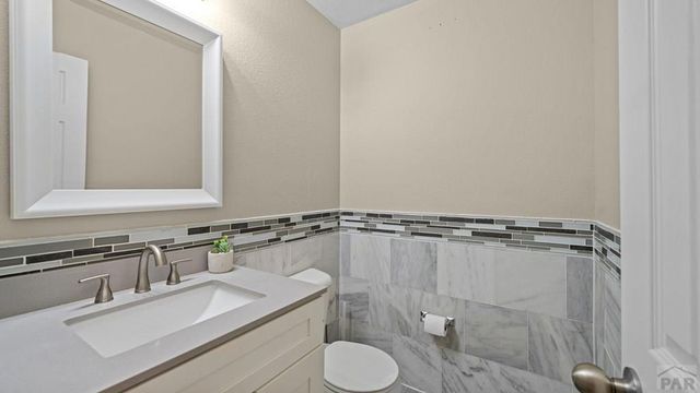 2228 Inspiration Ln, Pueblo, CO 81008