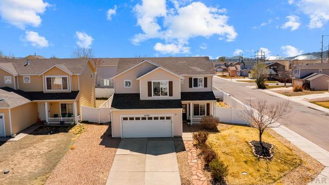 2228 Inspiration Ln, Pueblo, CO 81008