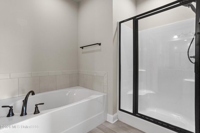 12915 Jackson Lee Drive, Ocean Springs, MS 39564