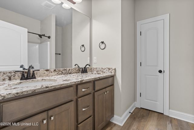 12915 Jackson Lee Drive, Ocean Springs, MS 39564