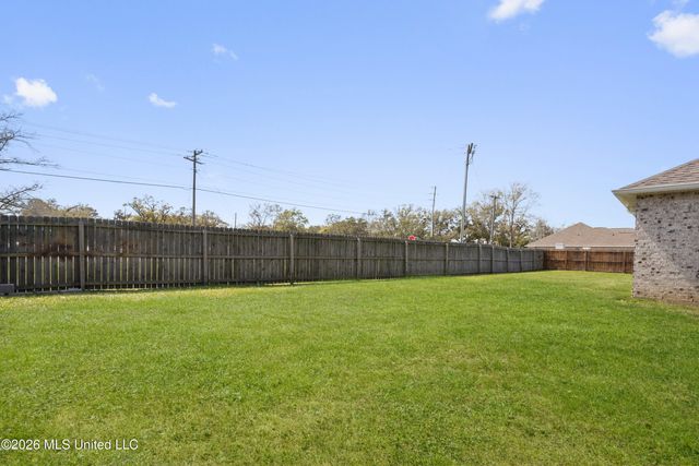 12915 Jackson Lee Drive, Ocean Springs, MS 39564