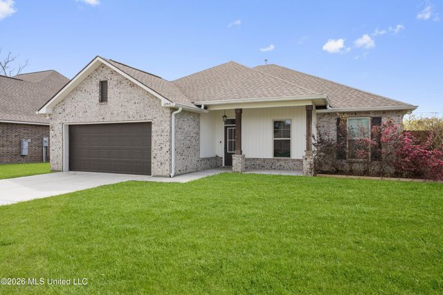 12915 Jackson Lee Drive, Ocean Springs, MS 39564