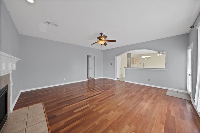 745 Woodridge Drive, Desoto, TX 75115