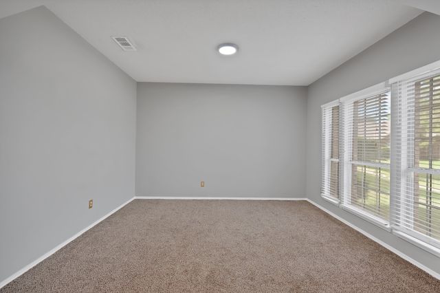 745 Woodridge Drive, Desoto, TX 75115