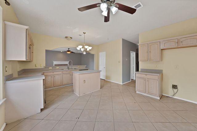 745 Woodridge Drive, Desoto, TX 75115