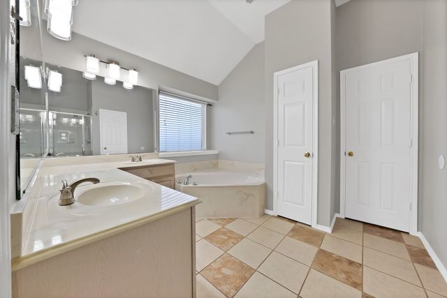 745 Woodridge Drive, Desoto, TX 75115