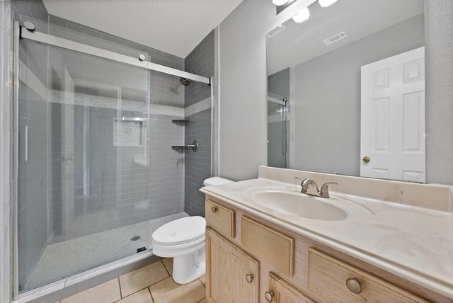745 Woodridge Drive, Desoto, TX 75115