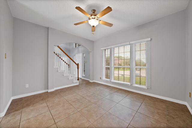 745 Woodridge Drive, Desoto, TX 75115