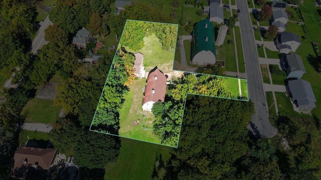 559 Shearer Street, Edgerton, WI 53534