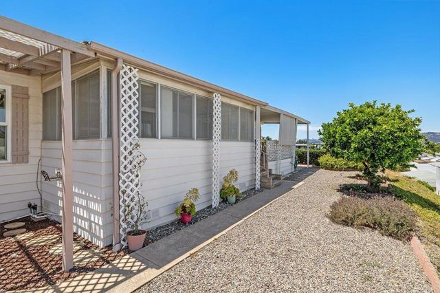 1175 La Moree Rd 85, San Marcos, CA 92078