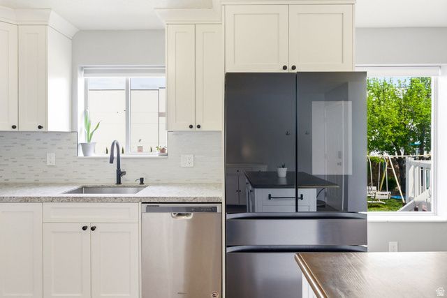 9873 ORCHARD VIEW DR, South Jordan, UT 84095