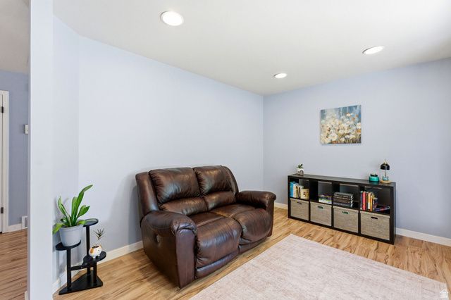 9873 ORCHARD VIEW DR, South Jordan, UT 84095