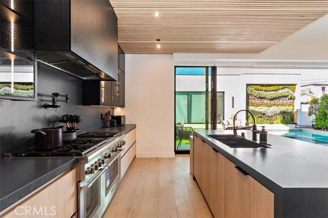 5347 Natick Avenue, Sherman Oaks, CA 91411