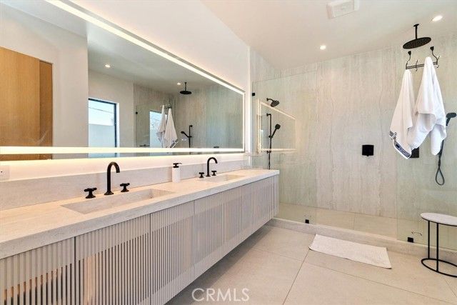 5347 Natick Avenue, Sherman Oaks, CA 91411