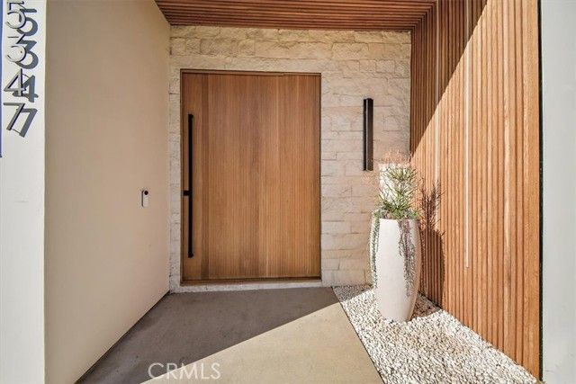 5347 Natick Avenue, Sherman Oaks, CA 91411