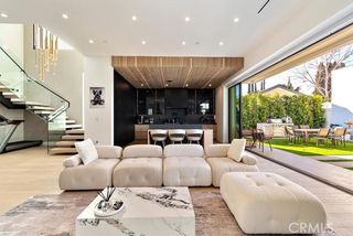 5347 Natick Avenue, Sherman Oaks, CA 91411