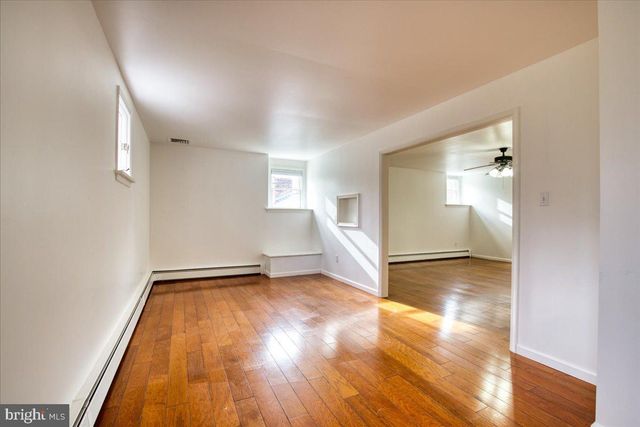 1674 HIGH POINT LN, Phoenixville, PA 19460