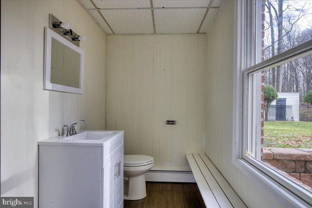 1674 HIGH POINT LN, Phoenixville, PA 19460