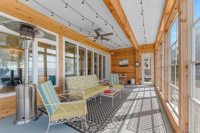 321 BREEZY ACRES ROAD, Luxemburg, WI 54217