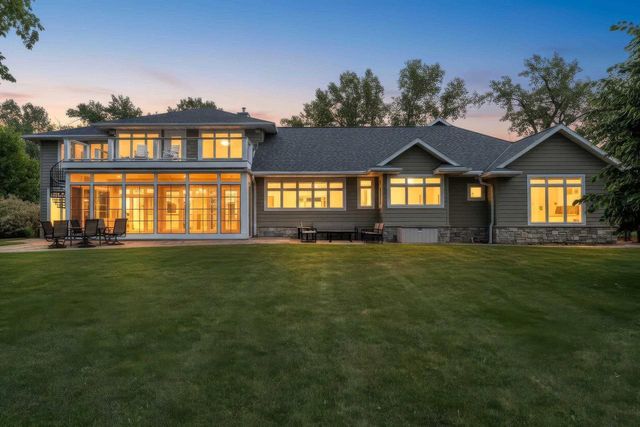 321 BREEZY ACRES ROAD, Luxemburg, WI 54217
