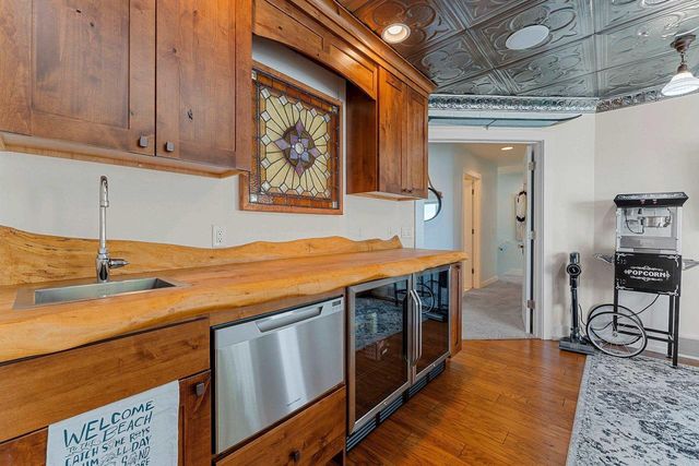 321 BREEZY ACRES ROAD, Luxemburg, WI 54217