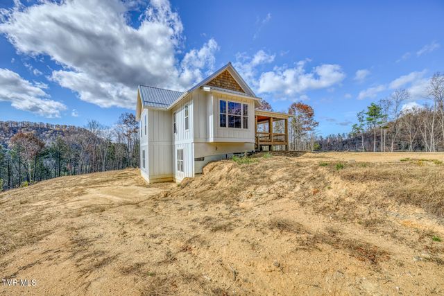 169 Teaberry Road, Roan Mountain, TN 37687