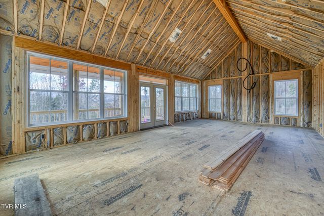 169 Teaberry Road, Roan Mountain, TN 37687