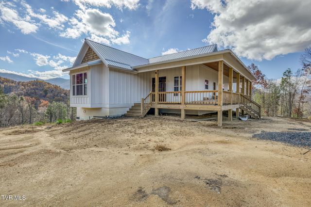 169 Teaberry Road, Roan Mountain, TN 37687