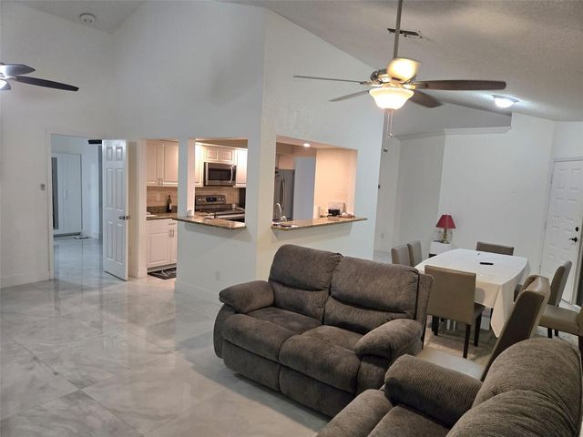 2280 SPRINGWOOD CIRCLE W, Clearwater, FL 33763