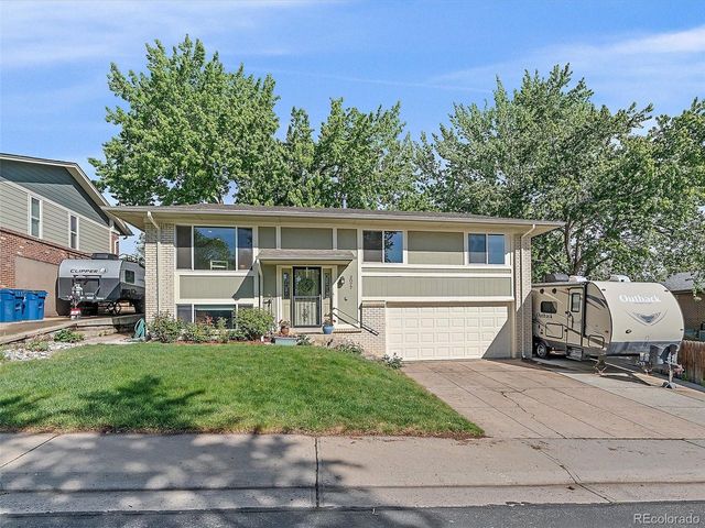 2077 S Xenon St, Lakewood, CO 80228