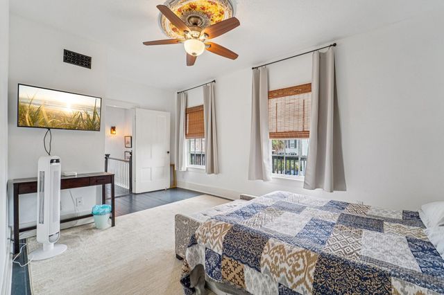 1301 Church Street, Galveston, TX 77550