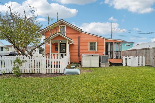 1301 Church Street, Galveston, TX 77550