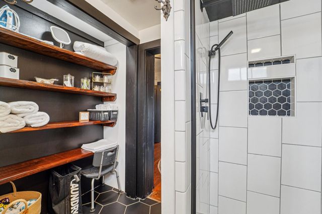 1301 Church Street, Galveston, TX 77550