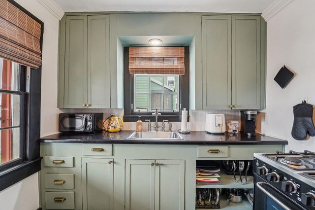 1301 Church Street, Galveston, TX 77550