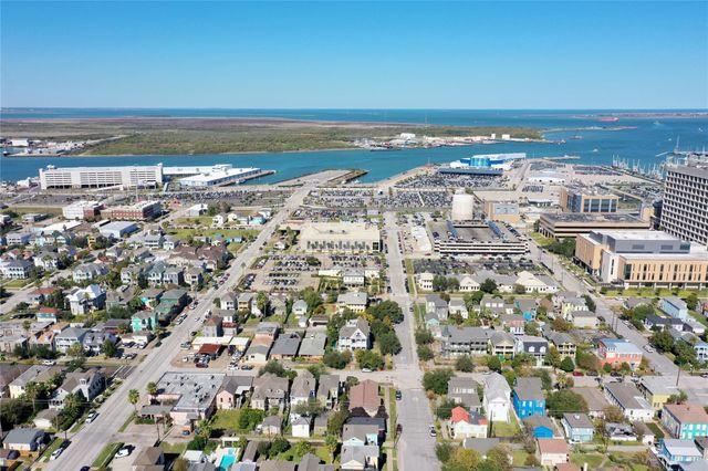 1301 Church Street, Galveston, TX 77550