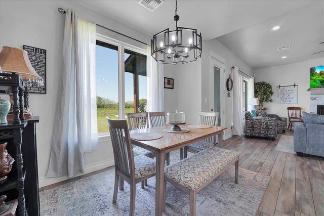 918 NE Oriole Dr, Lawton, OK 73507